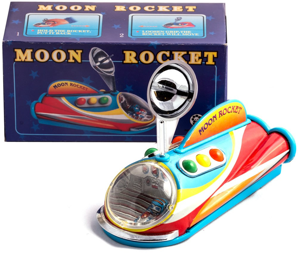 Spaceship Moon rocket 