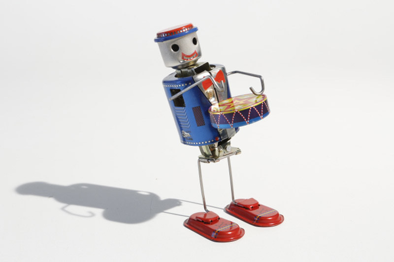 Dancing Robot Drummer tin toy